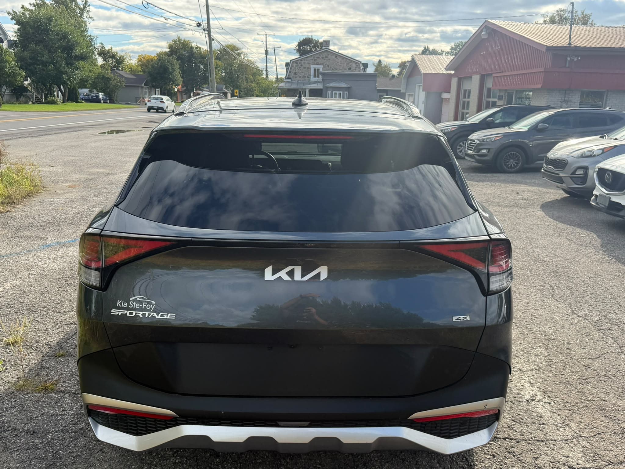 KIA SPORTAGE 2023 AWD véhicule importé du Canada vers la Côte d'Ivoire - DK Vortex