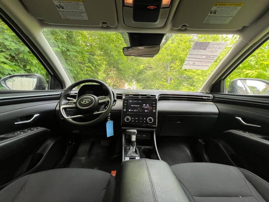 Hyundai Tucson Essential AWD 2023 véhicule importé du Canada vers la Côte d'Ivoire - DK Vortex